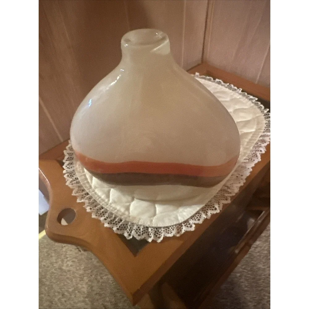 Pier 1 Imports hand-blown glass vase‎ with a retro 70s Look - Picture 6 of 6